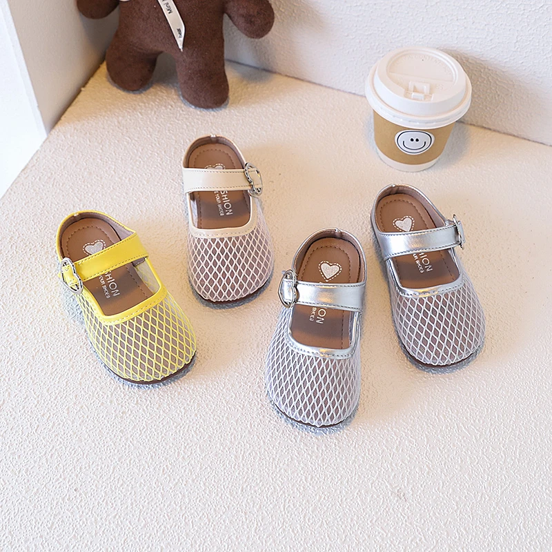 2025 Summer New Children Casual Sandals for Girls Fashion Korean Style Soft Bottom Anti-slippery Versatile Cut-outs Beach Shoes
2025 Summer New Children Casual Sandals for Girls Fashion Korean Style Soft Bottom Anti-slippery Versatile Cut-outs Beach Shoes