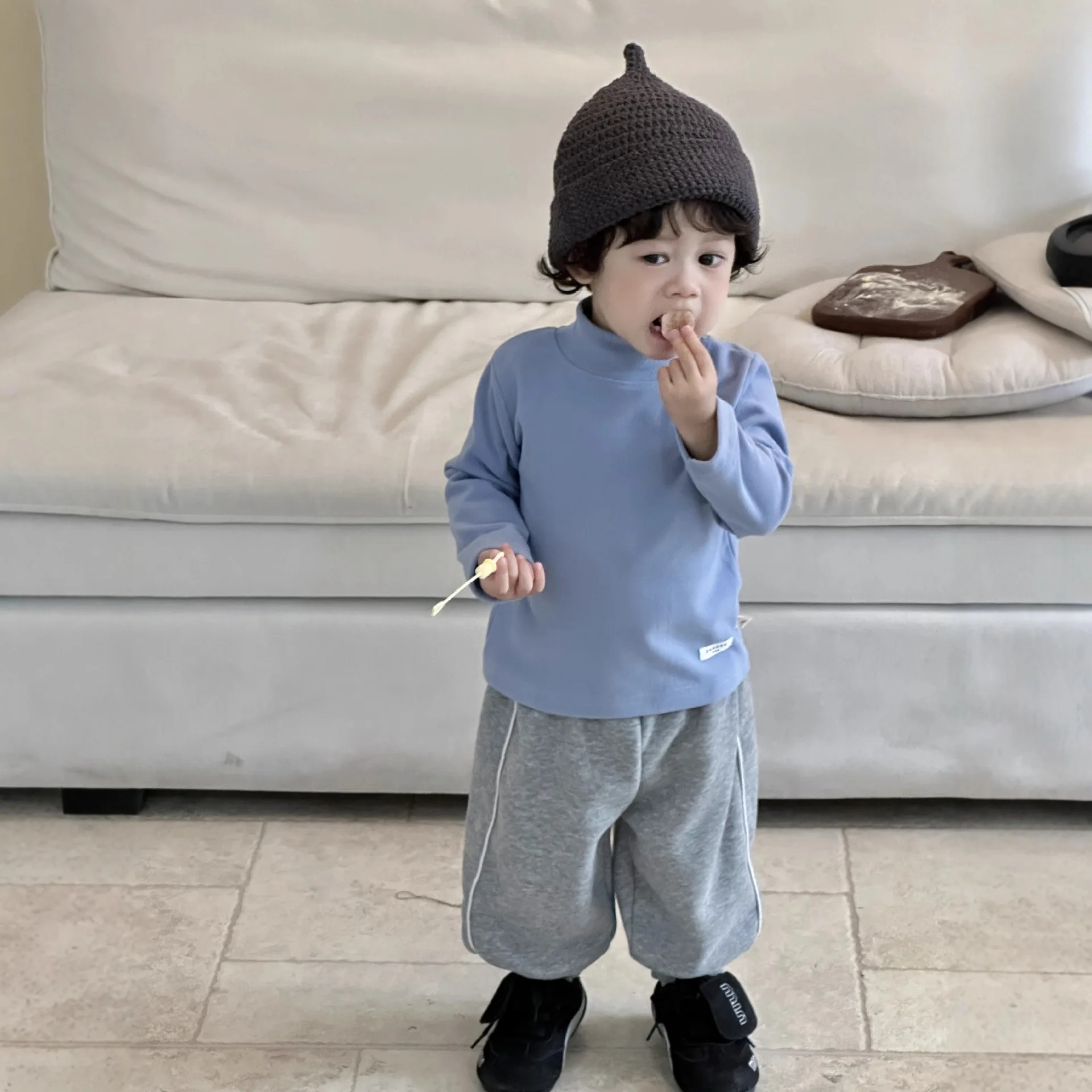 2025 Fall Winter Kids Mock Neck Thermal Top Korean Style Boys Fleece Lined Set 2PCs
2025 Fall Winter Kids Mock Neck Thermal Top Korean Style Boys Fleece Lined Set 2PCs