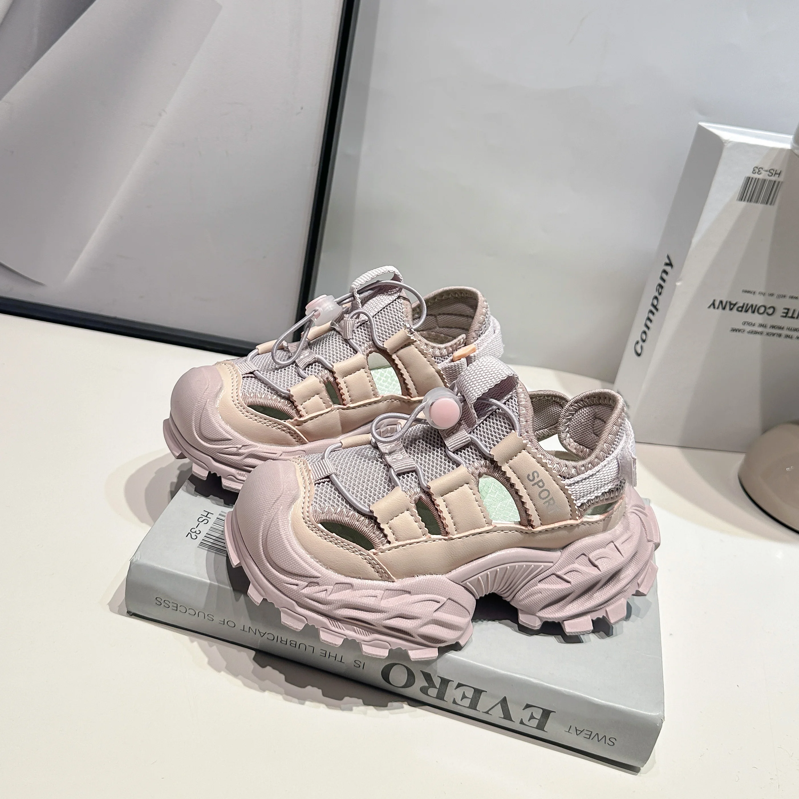 Summer Children's Sandals Girls Breathable Sport for Outdoor Beach Shoes Open-Toe Comfortable Walking Sandalies Size26-37
Summer Children's Sandals Girls Breathable Sport for Outdoor Beach Shoes Open-Toe Comfortable Walking Sandalies Size26-37