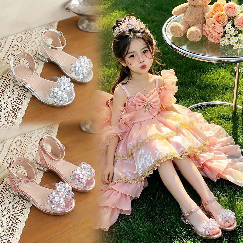 Mumoresip Summer Girls Rhinestone Sandals Luxury Low Heel Princess Children Party Shoes Non-slip Breathable Kids Dress Sandals
Mumoresip Summer Girls Rhinestone Sandals Luxury Low Heel Princess Children Party Shoes Non-slip Breathable Kids Dress Sandals