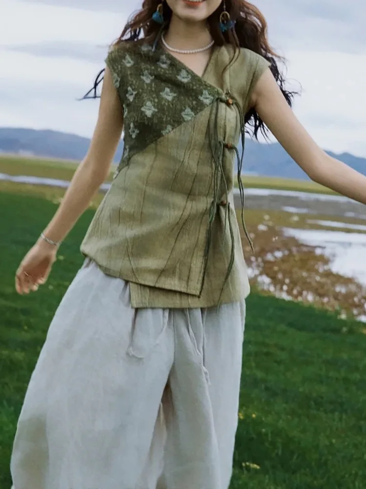 Ретро-жилет из окрашенного льна в национальном стиле, цветной, тибетский стиль, женский топ, двухслойный, для повседневной носки, весенний сезон, модный
Ретро-жилет из окрашенного льна в национальном стиле, цветной, тибетский стиль, женский топ, двухслойный, для повседневной носки, весенний сезон, модный