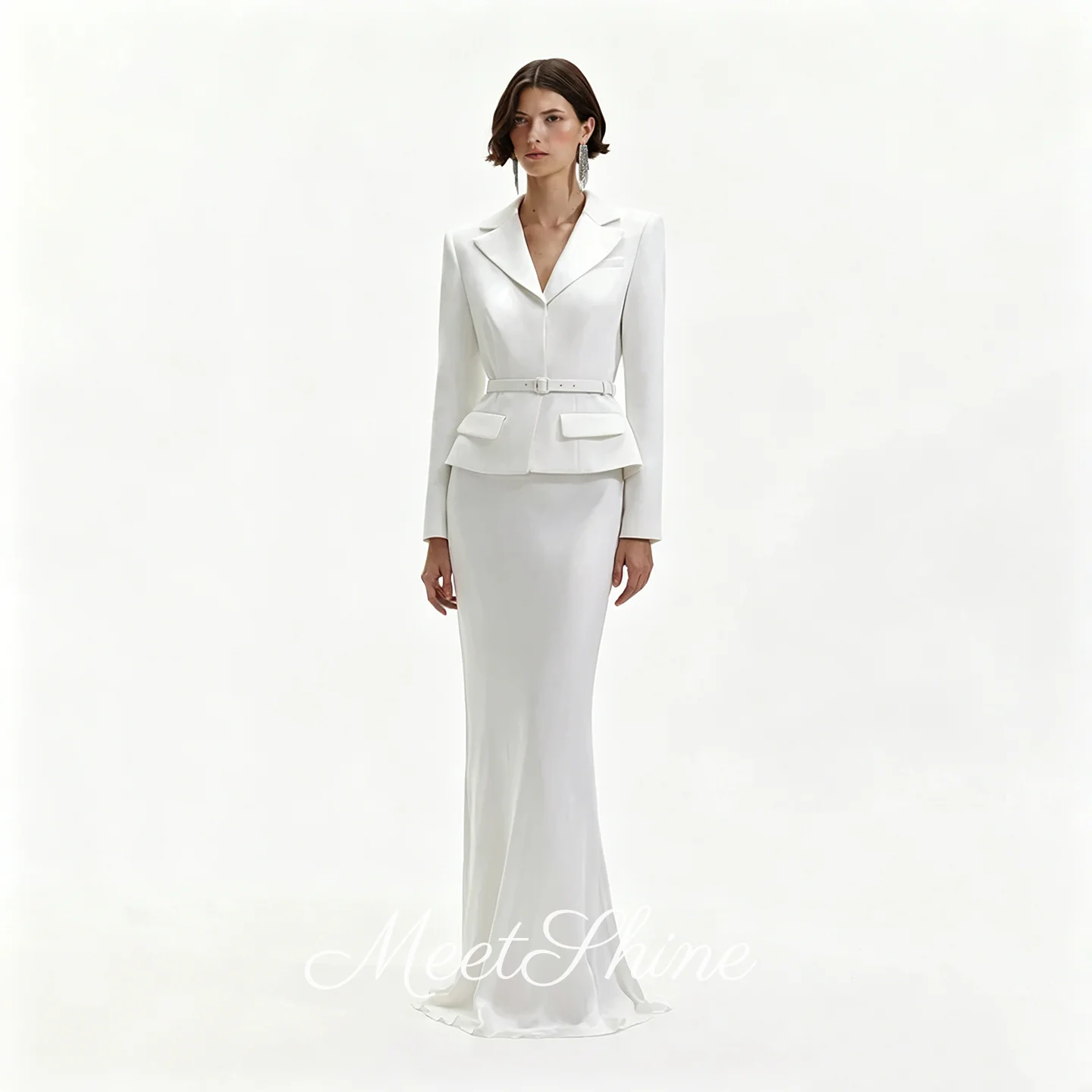 Modern White V-Neck Long Sleeves Satin Evening Dresses Pretty Mermaid Sweep Train with Belt Elegant Prom Dresses Customized
Modern White V-Neck Long Sleeves Satin Evening Dresses Pretty Mermaid Sweep Train with Belt Elegant Prom Dresses Customized