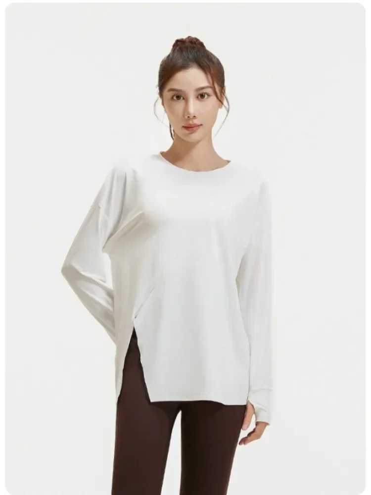 Women New Split Side Loose Yoga Solid Color Top Long Sleeve Breathable Training Shirt Running Fitness Athletic Wear
Women New Split Side Loose Yoga Solid Color Top Long Sleeve Breathable Training Shirt Running Fitness Athletic Wear