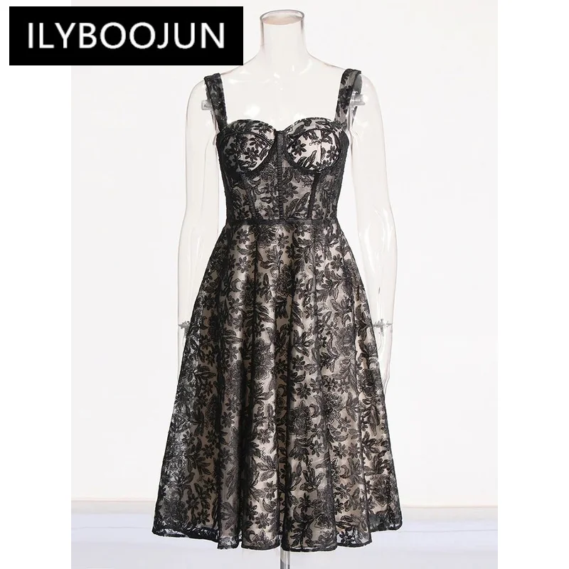 ILYBOOJUN Solid Sexy Embroidery Dress For Women Square Collar Sleeveless High Waist Patchwork Mesh Formal Dresses Female New
ILYBOOJUN Solid Sexy Embroidery Dress For Women Square Collar Sleeveless High Waist Patchwork Mesh Formal Dresses Female New