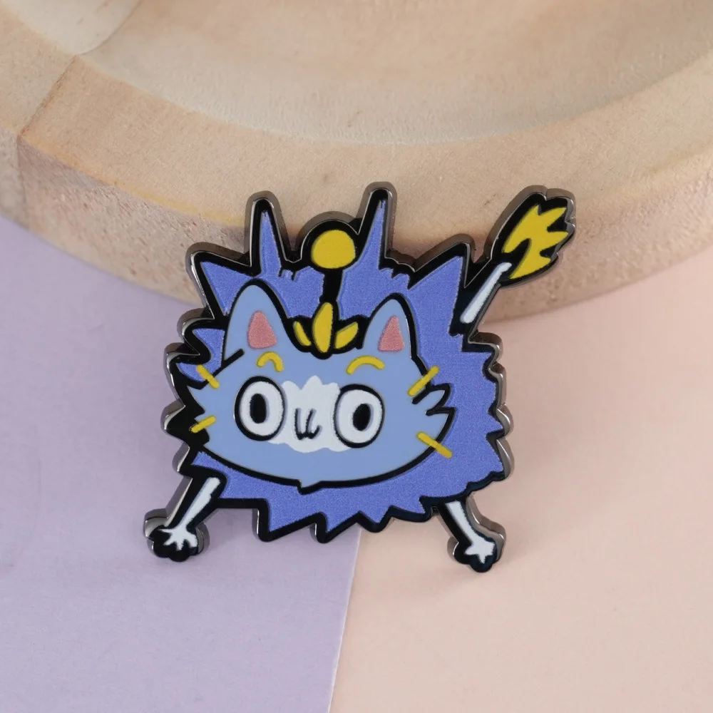 Игра LOL Yuumi the Magical Cat, костюм для косплея, значок, аксессуары, подвеска на рюкзак, металлическая брошь-опора 
Игра LOL Yuumi the Magical Cat, костюм для косплея, значок, аксессуары, подвеска на рюкзак, металлическая брошь-опора