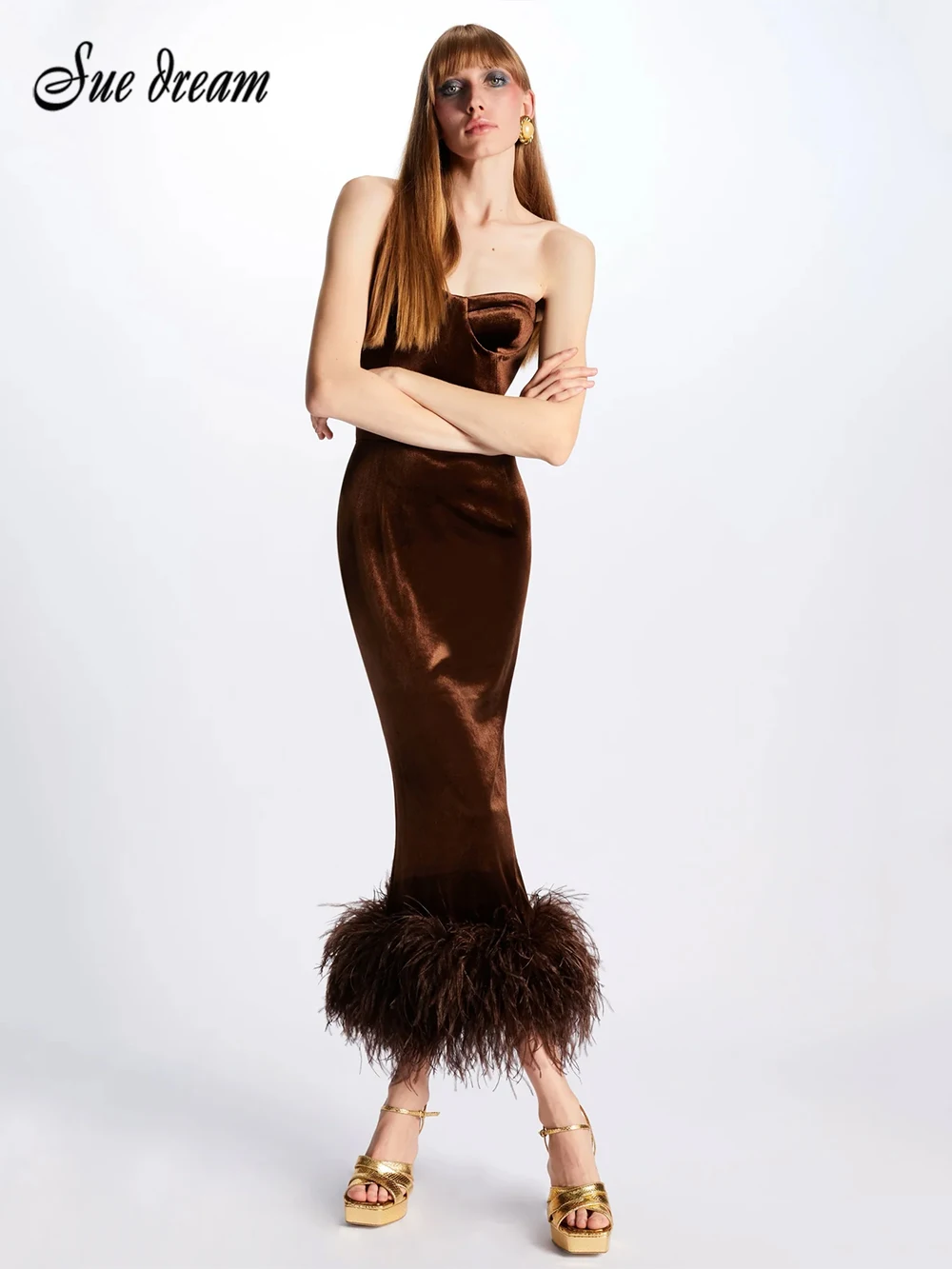 2024 Summer New Women's Sexy Strapless Feather Long Dress Bodycon Celebrity Party Evening Dress
2024 Summer New Women's Sexy Strapless Feather Long Dress Bodycon Celebrity Party Evening Dress