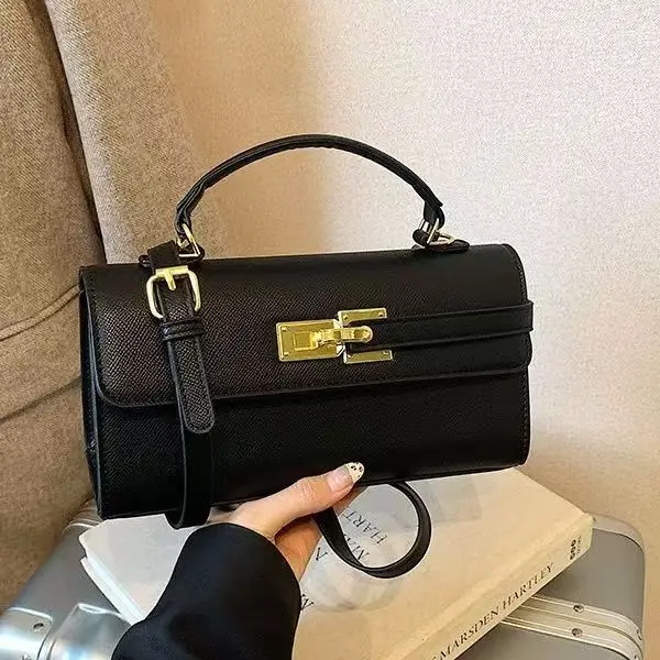 Brand Solid Color Lock Handbag Stylish Large Capacity Square Handbag Flip-top Commuter Bag Women's Bag High-end Pu Shoulder Bag
Brand Solid Color Lock Handbag Stylish Large Capacity Square Handbag Flip-top Commuter Bag Women's Bag High-end Pu Shoulder Bag