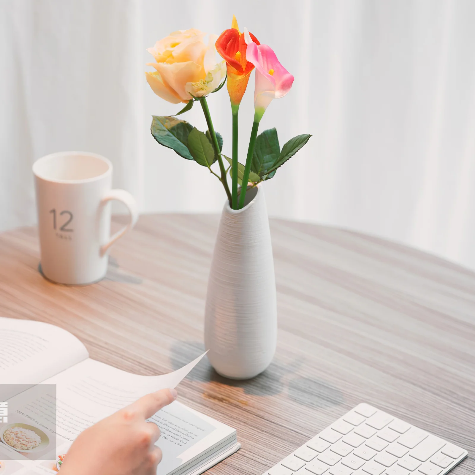 2Pcs Artificial Simulation Flowers Romantic Wedding Home Decoration Flower Arrangement Bouquets Artificial Flowers
2Pcs Artificial Simulation Flowers Romantic Wedding Home Decoration Flower Arrangement Bouquets Artificial Flowers