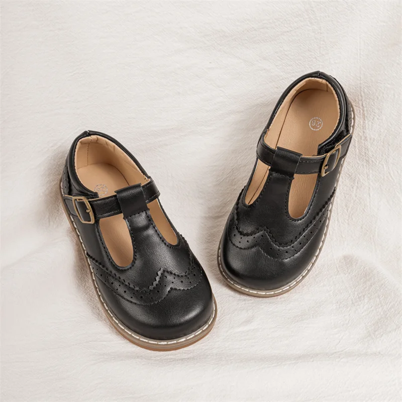 Japanese Style Children Leather Shoes Retro 2025 Spring and Autumn Hollow Boys and Girls Hollow Solid Color Loafers Fashion Kids
Japanese Style Children Leather Shoes Retro 2025 Spring and Autumn Hollow Boys and Girls Hollow Solid Color Loafers Fashion Kids