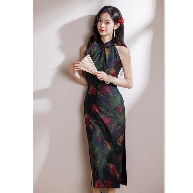 Improved Chinese Style Long Shoulder Hanging Neck Cheongsam 2026 Spring/summer New Style Slim Fit Daily Qipao
Improved Chinese Style Long Shoulder Hanging Neck Cheongsam 2026 Spring/summer New Style Slim Fit Daily Qipao