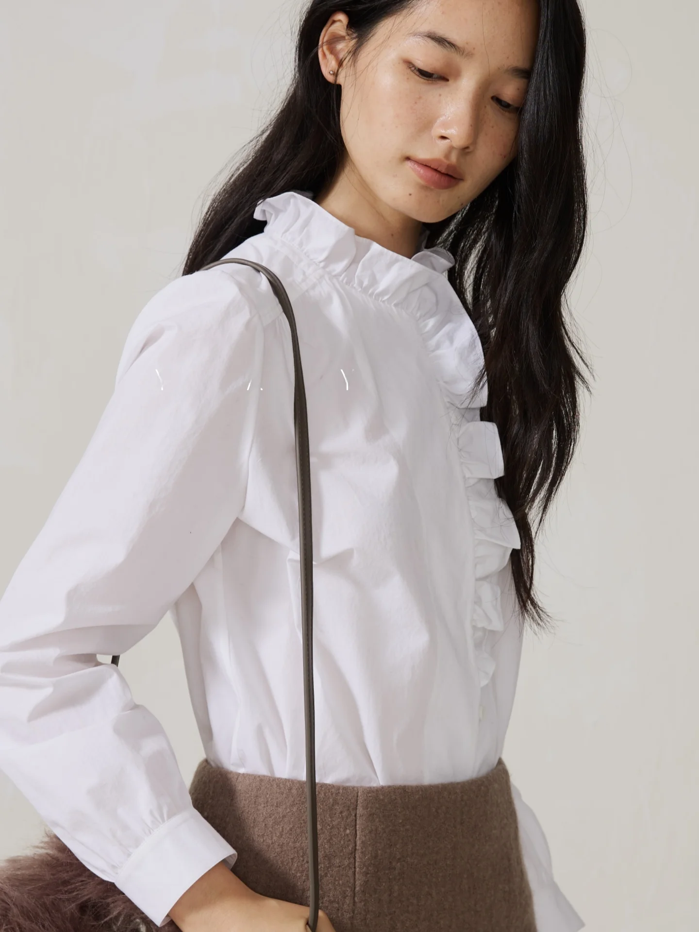 Yao Autumn New Sle Women's Long Sve Cotton irt High Quali Wood ain Vintage Loose Fit Breathable Knitted Top
Yao Autumn New Sle Women's Long Sve Cotton irt High Quali Wood ain Vintage Loose Fit Breathable Knitted Top