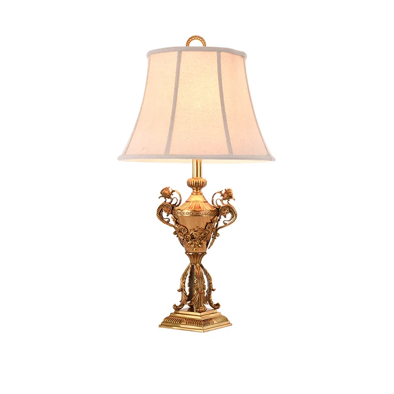 European Retro Villa Living Room Brass Table Lamp French Antique Hotel Bedroom Bedside Study Copper Fabric Desk Light
European Retro Villa Living Room Brass Table Lamp French Antique Hotel Bedroom Bedside Study Copper Fabric Desk Light