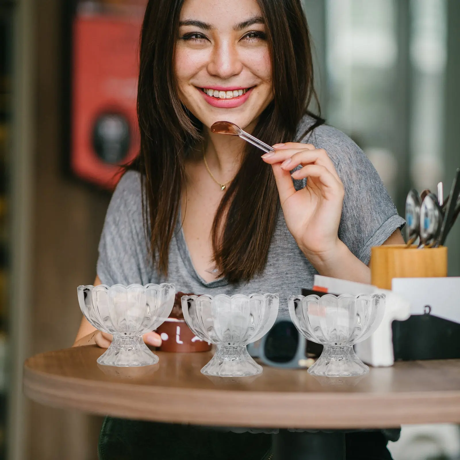 5Pcs Lotus Design Glass Ice Cream Cup Pudding Bowl Dessert Cup for Parfait Fruit Salad Coffee Juice Drink Transparent Food Grade
5Pcs Lotus Design Glass Ice Cream Cup Pudding Bowl Dessert Cup for Parfait Fruit Salad Coffee Juice Drink Transparent Food Grade