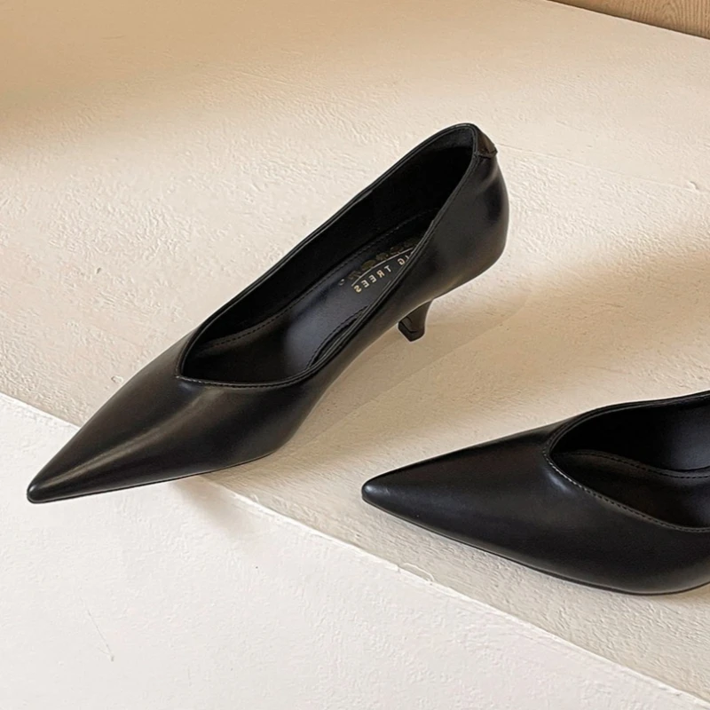BIGTREE Shoes Spring Design Leather Woman Pumps Pointed Toe Thin Low Heels Elegant Party Female High Heel Pumps Zapatos De Mujer
BIGTREE Shoes Spring Design Leather Woman Pumps Pointed Toe Thin Low Heels Elegant Party Female High Heel Pumps Zapatos De Mujer