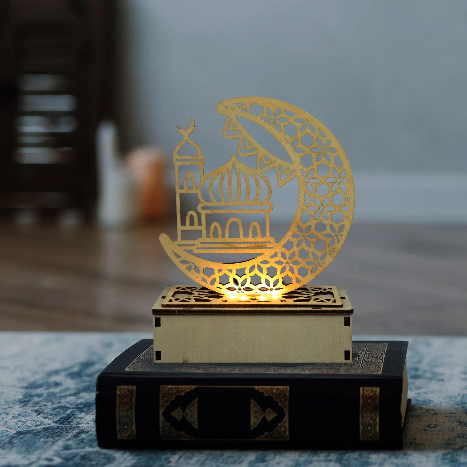 Hollow Moon LED Lamp Decoration Creative Wooden Eid Craft Night Light Decor Ramadan Party Adorn Mubarak Festival Art
Hollow Moon LED Lamp Decoration Creative Wooden Eid Craft Night Light Decor Ramadan Party Adorn Mubarak Festival Art