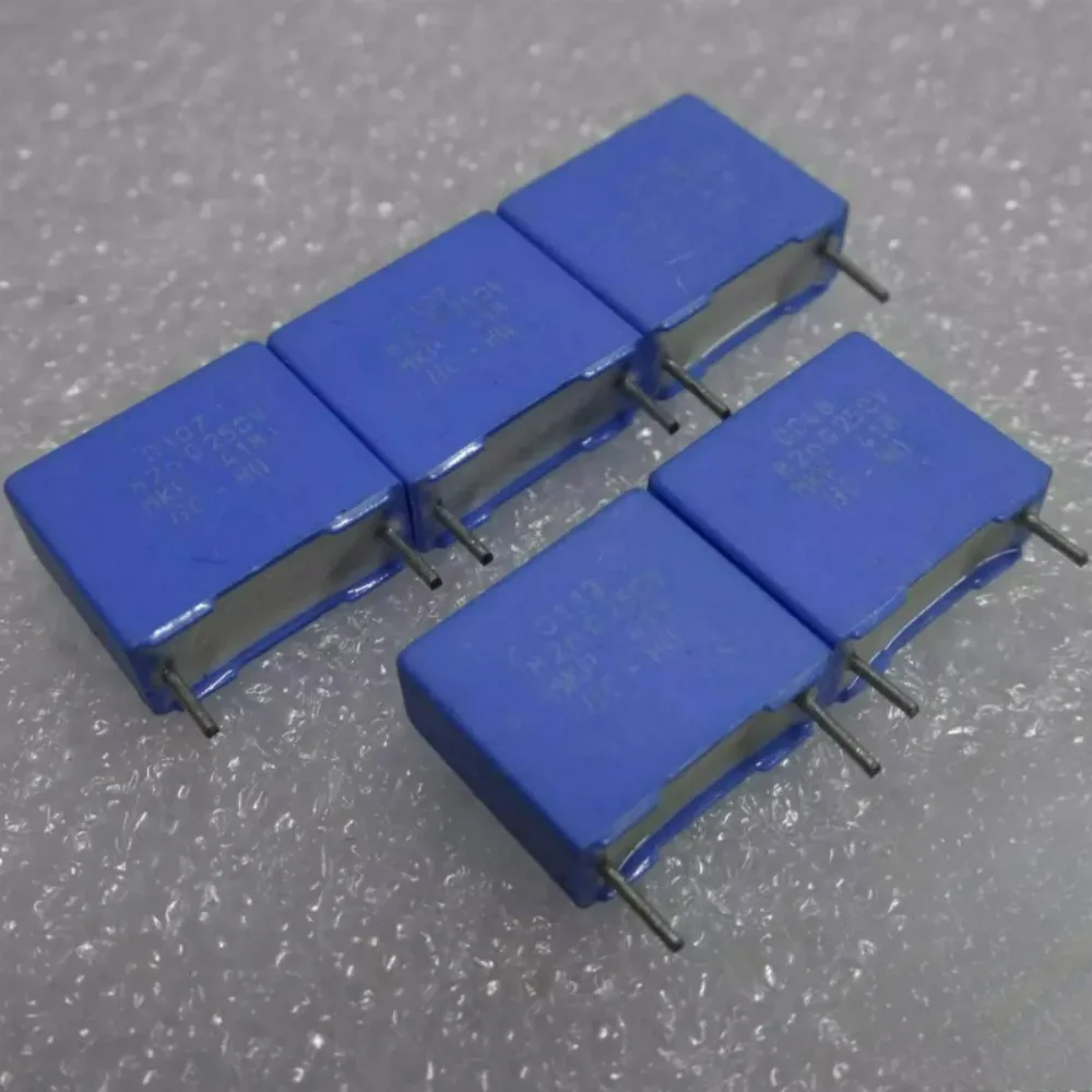 20pcs/lot BC MKP418 0.082uf 250v 82nf 823 Brand New 10mm Film Capacitor
20pcs/lot BC MKP418 0.082uf 250v 82nf 823 Brand New 10mm Film Capacitor