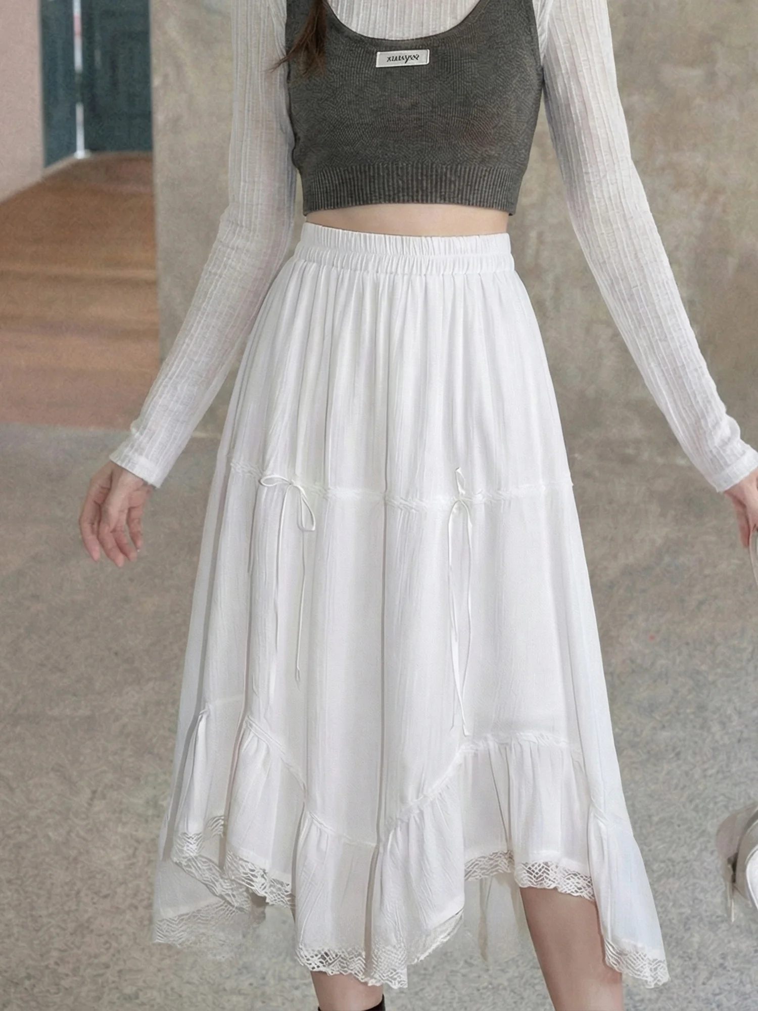 Sweet Girl Style White Lace Splicing Half Skirt Women Design Sense Knot Irregular Big Swing Skirt City Commuting
Sweet Girl Style White Lace Splicing Half Skirt Women Design Sense Knot Irregular Big Swing Skirt City Commuting