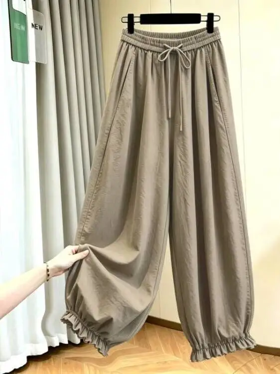plus Size Floral Lantern Pants Women's Summer 2026 Casual Harlan Pants Hip Concealing Nine-Point Thin Slimming Harlan Pants
plus Size Floral Lantern Pants Women's Summer 2026 Casual Harlan Pants Hip Concealing Nine-Point Thin Slimming Harlan Pants
