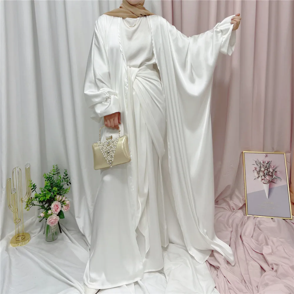 Ramadan Eid Satin Open Abaya Kimono Cardigan Muslim Dresses Dubai Abayas for Women Puff Sleeve Islamic Turkey Modest Arabic Robe
Ramadan Eid Satin Open Abaya Kimono Cardigan Muslim Dresses Dubai Abayas for Women Puff Sleeve Islamic Turkey Modest Arabic Robe