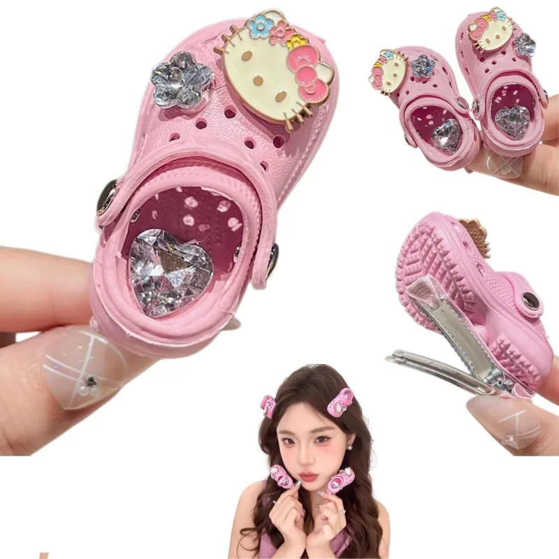 Sanrio Hello Kitty Creative Clog Shoe Hair Clip Adorable Bangs Holder Girl's Heart Versatile Fashionable Hair Card Stylish
Sanrio Hello Kitty Creative Clog Shoe Hair Clip Adorable Bangs Holder Girl's Heart Versatile Fashionable Hair Card Stylish