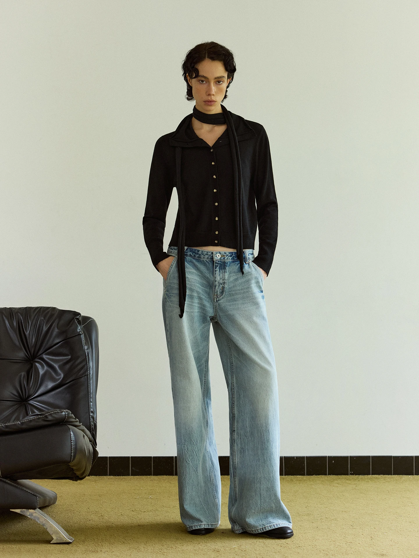 Женский вязаный шерстяной свитер INTERRIS с шарфом, двухсекционный теплый осенний кардиган Hine Waable, длинный свек или длина
Женский вязаный шерстяной свитер INTERRIS с шарфом, двухсекционный теплый осенний кардиган Hine Waable, длинный свек или длина