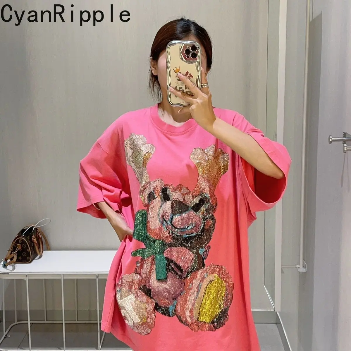 Trendy New Spring Summer Age Reduction Rose Pink Short Sleeve T-shirt Cute Bear Hot Diamonds Round Neck Pullover Cotton Tops
Trendy New Spring Summer Age Reduction Rose Pink Short Sleeve T-shirt Cute Bear Hot Diamonds Round Neck Pullover Cotton Tops