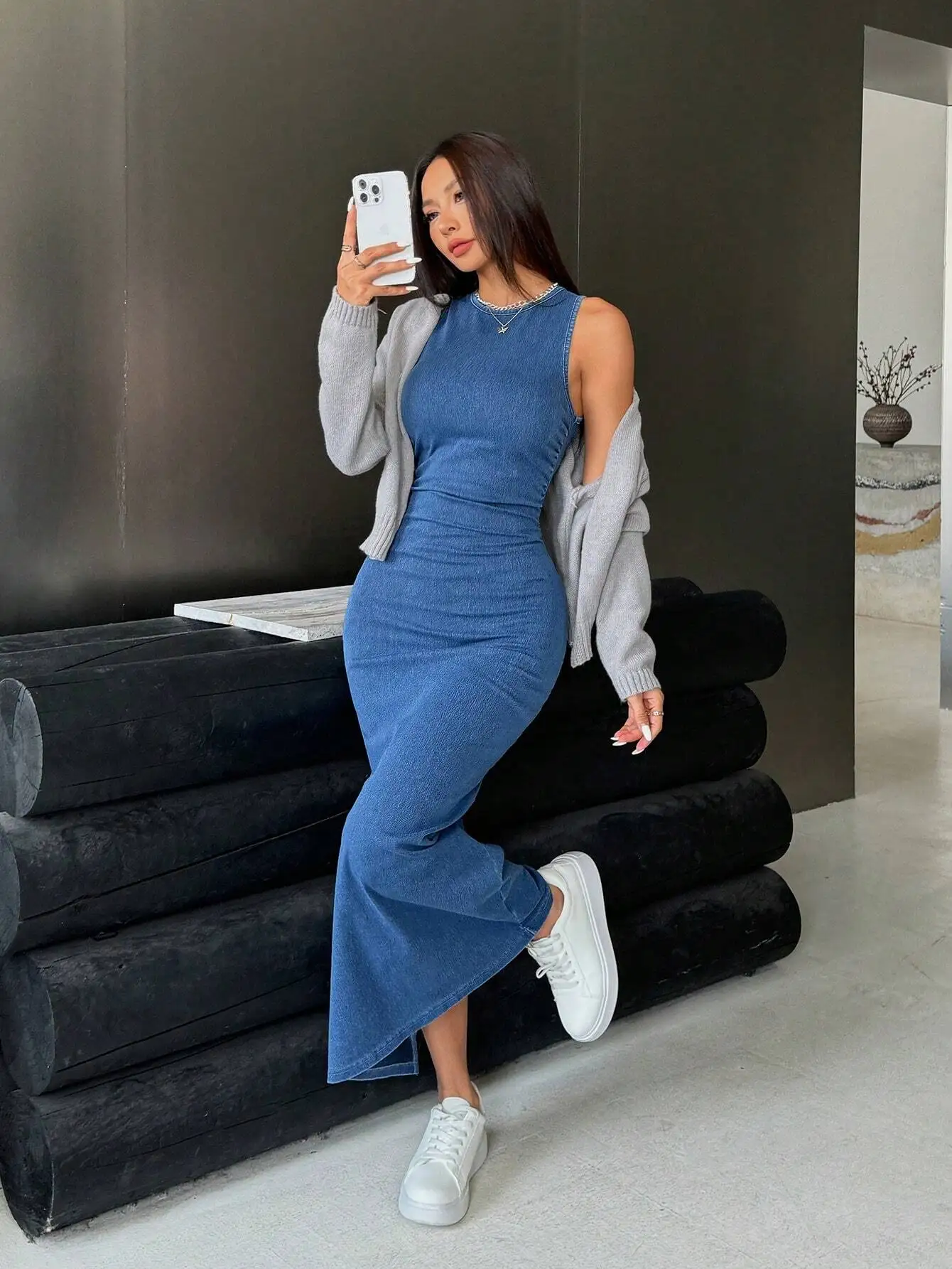 Women Sleeveless Denim Dress Form Fitting Stretchy Blue
Women Sleeveless Denim Dress Form Fitting Stretchy Blue