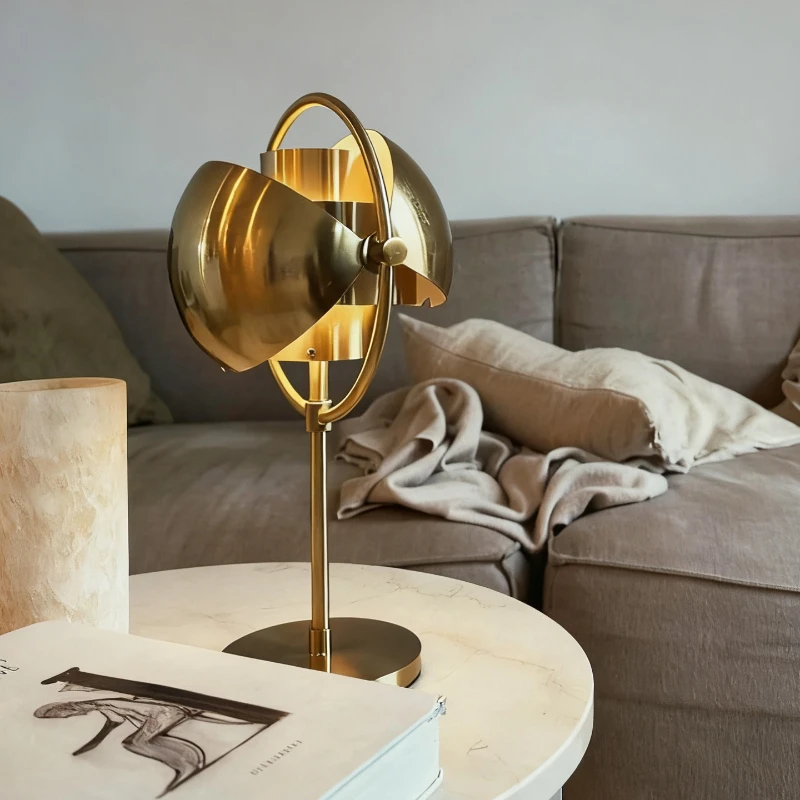 Charging desk lamp Portable outdoor camping ambient light Living room bedroom decorative light
Charging desk lamp Portable outdoor camping ambient light Living room bedroom decorative light