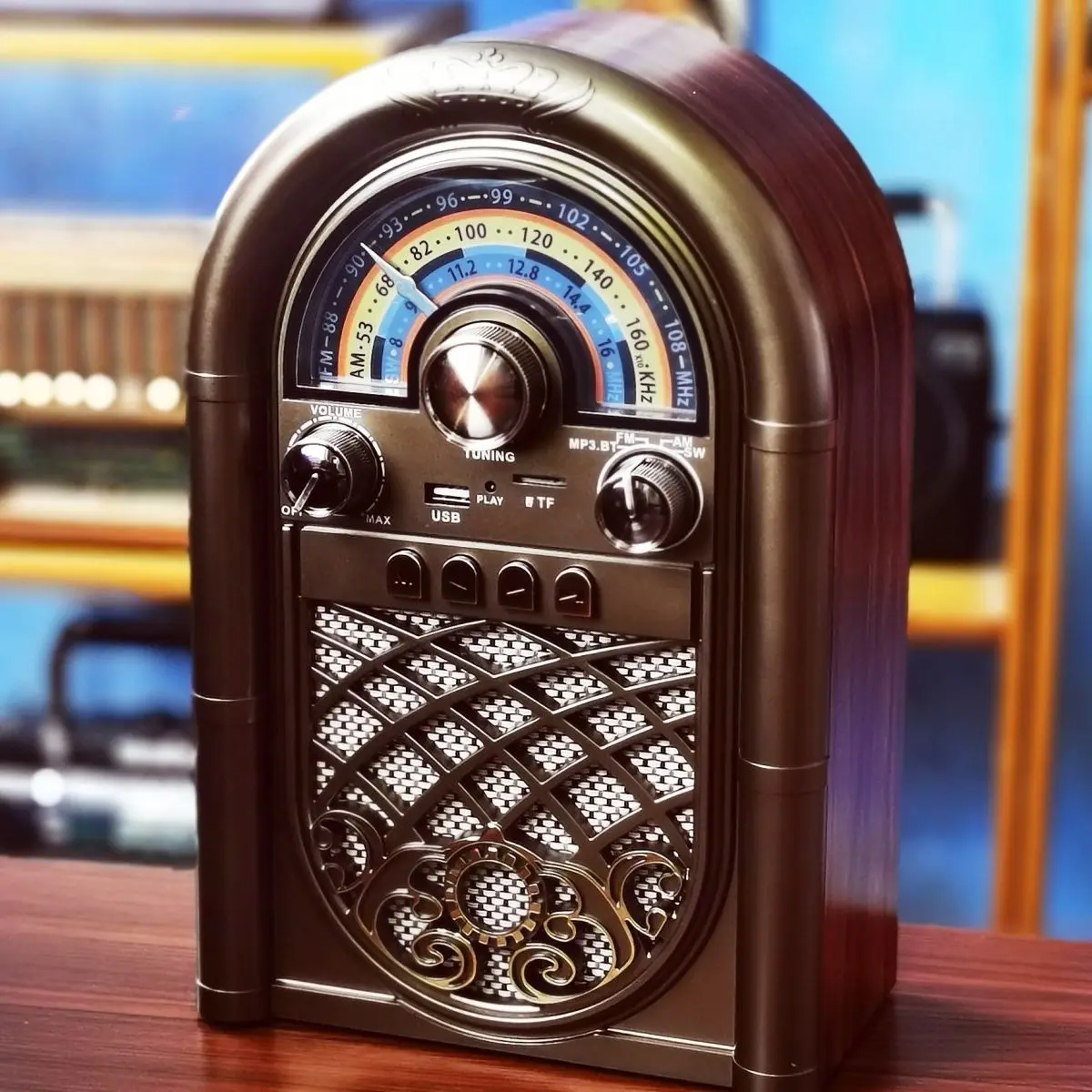 R-1950BT Ретро многофункциональные Bluetooth-колонки Портативная перезаряжаемая радиостанция FM/AM/SW Полнодиапазонная трансляция Mp3-плеер
R-1950BT Ретро многофункциональные Bluetooth-колонки Портативная перезаряжаемая радиостанция FM/AM/SW Полнодиапазонная трансляция Mp3-плеер