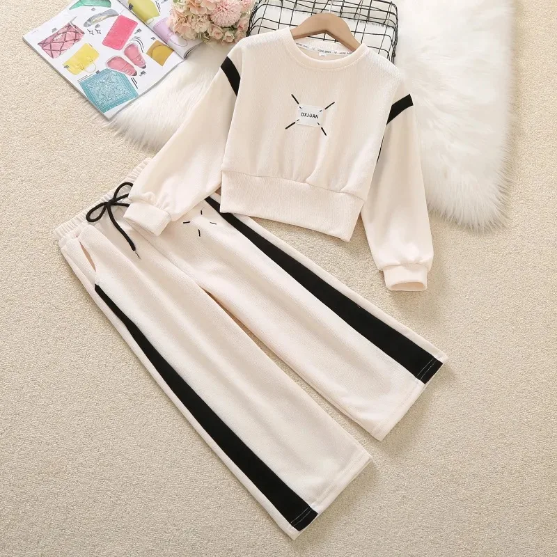 Autumn Children Girls Clothes Set Teenage Patchwork Sweatshirts Pullover Top and Pants Bottom 2pcs Suit Kid Outfits Streetwears
Autumn Children Girls Clothes Set Teenage Patchwork Sweatshirts Pullover Top and Pants Bottom 2pcs Suit Kid Outfits Streetwears