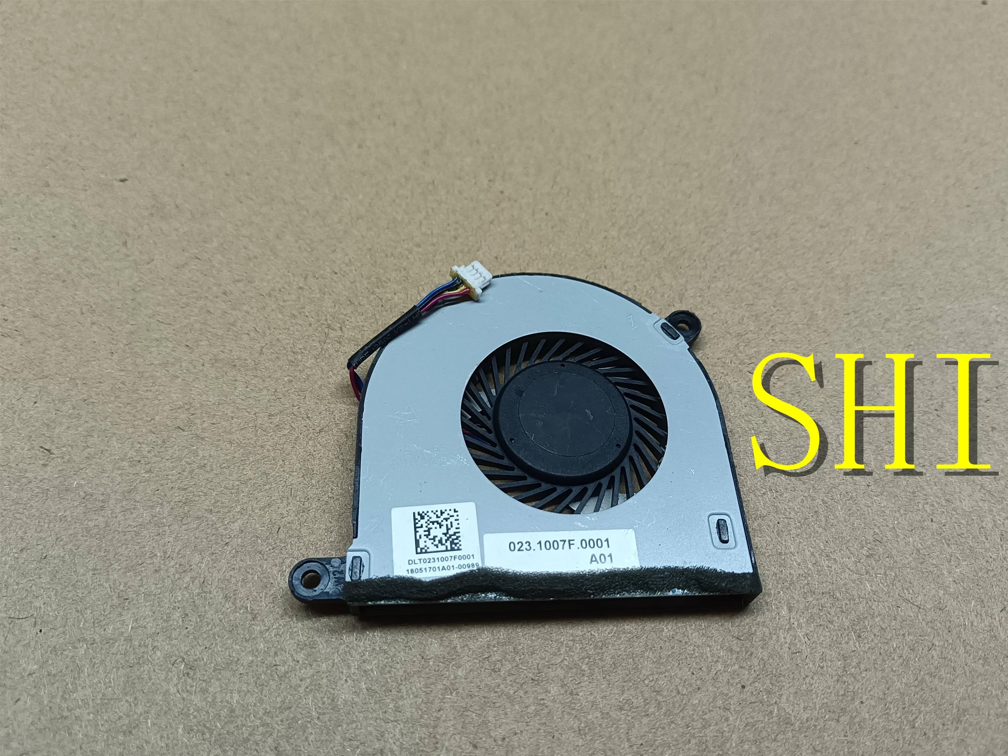 23.1007F 0001 Вентилятор охлаждения процессора Используется для Acer Spin DC05V 0,5A NS65B08-16E14 5sp513-510 Бесплатная доставка
23.1007F 0001 Вентилятор охлаждения процессора Используется для Acer Spin DC05V 0,5A NS65B08-16E14 5sp513-510 Бесплатная доставка