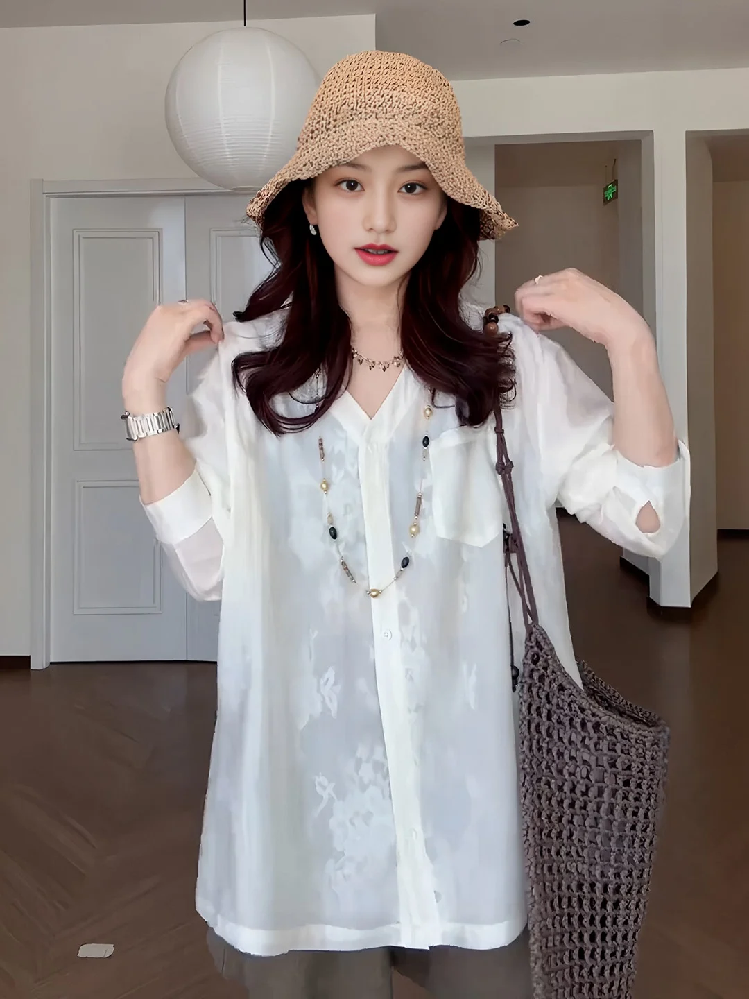 plus Size Lace Splice V-Neck Sun Protection Shirt Women Summer Loose Slimming Top Commute Style Long Sleeve Pure Color Button
plus Size Lace Splice V-Neck Sun Protection Shirt Women Summer Loose Slimming Top Commute Style Long Sleeve Pure Color Button
