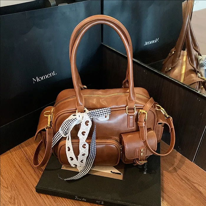 2025 Новая дизайнерская роскошная большая сумка для женщин в винтажном стиле, сумка через плечо, модная сумка для боулинга, уникальные стильные сумки для
2025 Новая дизайнерская роскошная большая сумка для женщин в винтажном стиле, сумка через плечо, модная сумка для боулинга, уникальные стильные сумки для