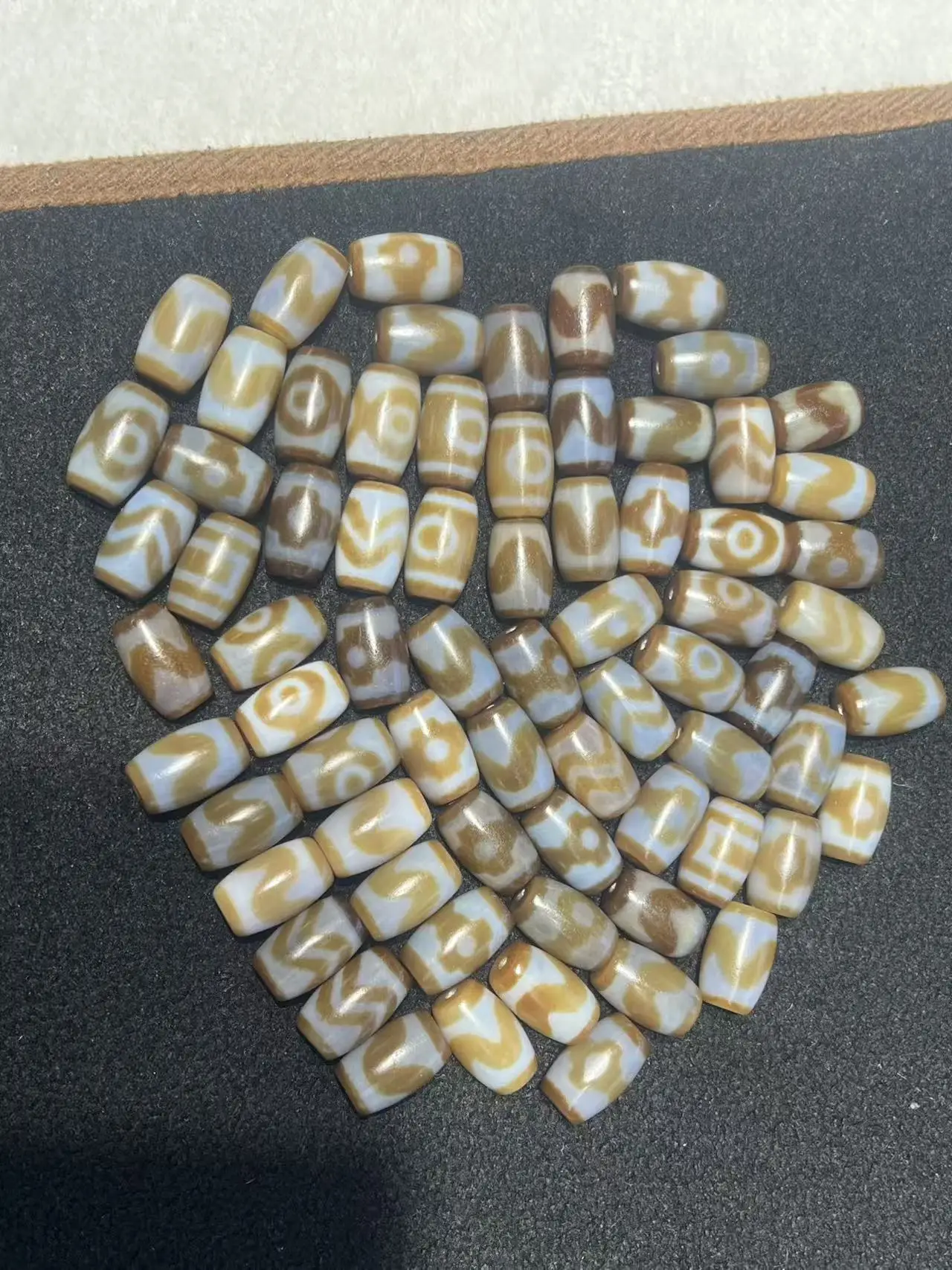 1 шт., 12*18 мм, желтый агат, бусина Дзи, бочонок, бусина, выветленная патина, зуб тигра, водный узор, трехо глаза, свободный браслет из бисера, ожерелье
1 шт., 12*18 мм, желтый агат, бусина Дзи, бочонок, бусина, выветленная патина, зуб тигра, водный узор, трехо глаза, свободный браслет из бисера, ожерелье