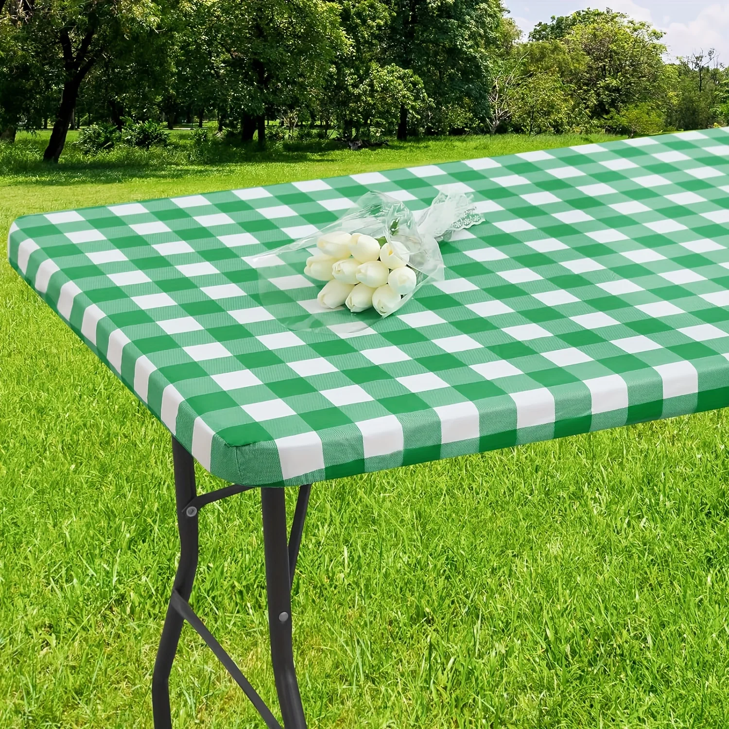 Waterproof Vinyl Tablecloth with Flannel Backing - Stylish Buffalo Check, Elastic & Non-Slip - Ideal for Dining, Camping
Waterproof Vinyl Tablecloth with Flannel Backing - Stylish Buffalo Check, Elastic & Non-Slip - Ideal for Dining, Camping