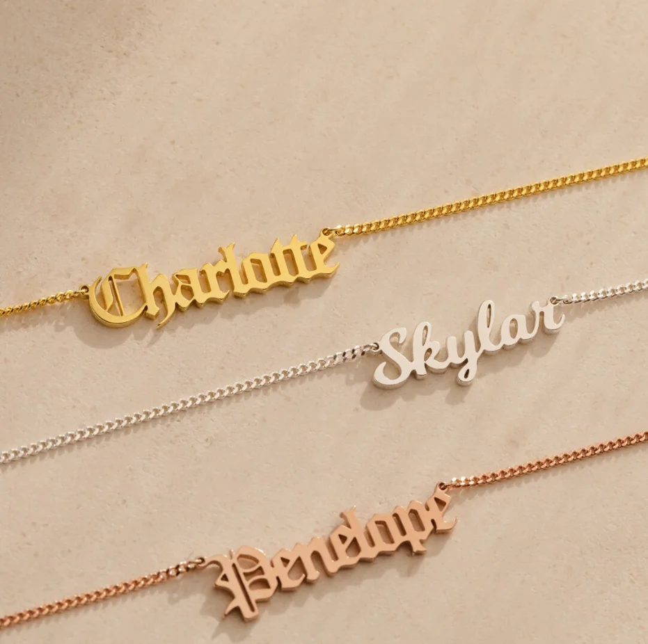 Fashionable stainless steel name necklace Gothic necklace paired with rugged stackable necklace as a wedding gift for the wife
Fashionable stainless steel name necklace Gothic necklace paired with rugged stackable necklace as a wedding gift for the wife
