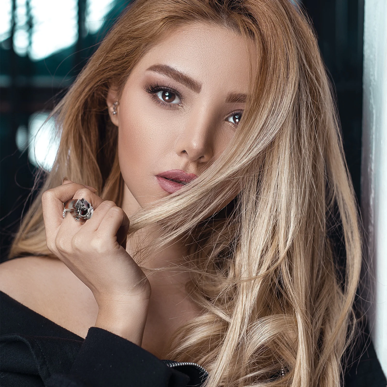 2Pcs Creative Ring Watch Flip-Open Cover Time Display Punk Style Finger Watch Fashion Jewelry Accessory Suitable All Size
2Pcs Creative Ring Watch Flip-Open Cover Time Display Punk Style Finger Watch Fashion Jewelry Accessory Suitable All Size