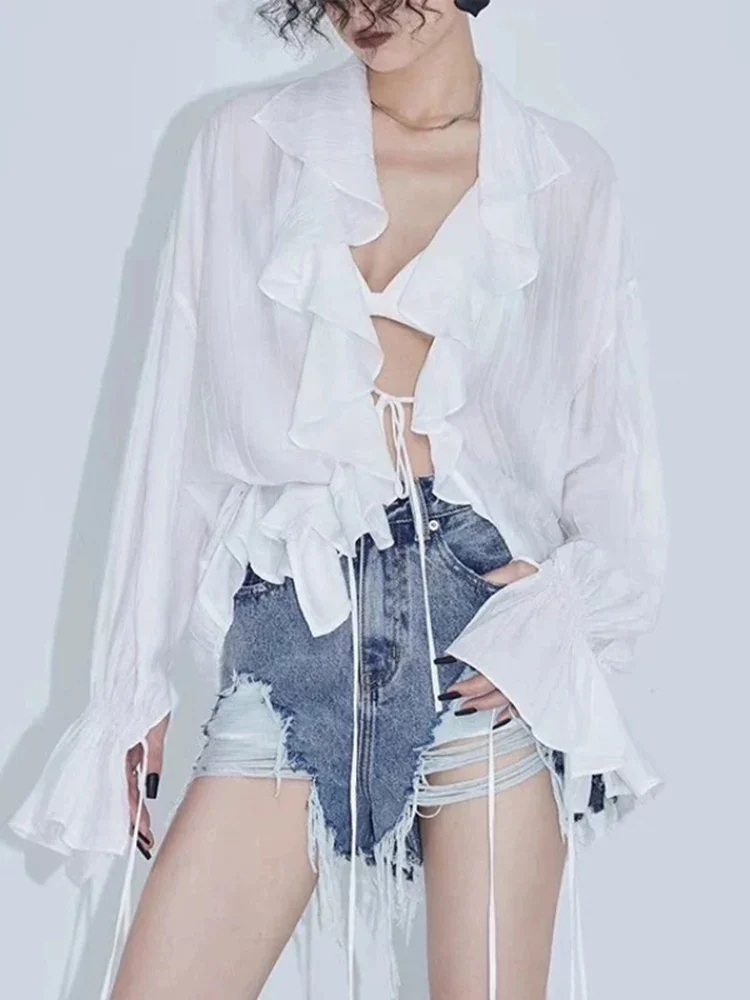 Korean Fashion Large Ruffled V-neck Lace Up Shirt New Summer Black Loose Light Thin Long Sleeved Women's Sun Protection Shirt
Korean Fashion Large Ruffled V-neck Lace Up Shirt New Summer Black Loose Light Thin Long Sleeved Women's Sun Protection Shirt