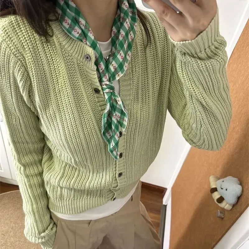 Women's Clothing Korean Solid Color Cardigan Knitted Casual O-Neck Autumn Winter Long Sleeve Vintage Single-breasted Sweaters
Women's Clothing Korean Solid Color Cardigan Knitted Casual O-Neck Autumn Winter Long Sleeve Vintage Single-breasted Sweaters