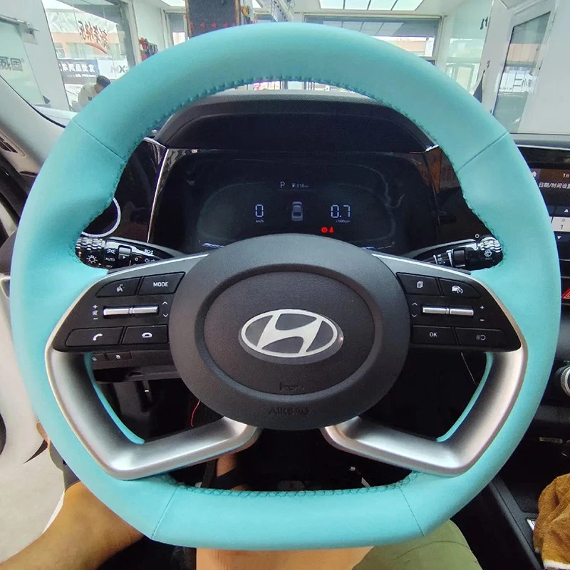 Car Steering Wheel Cover for Hyundai Avante Santa Cruz Tucson Plug I20 Tucson CN7 Leather Hand-Stitch Auto Interior Accessory
Car Steering Wheel Cover for Hyundai Avante Santa Cruz Tucson Plug I20 Tucson CN7 Leather Hand-Stitch Auto Interior Accessory