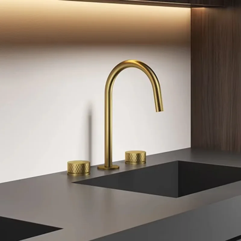 Brushed Custom Deck Mounted Taps Brass Double Handle Hot and Cold Basin Mixer Tap
Brushed Custom Deck Mounted Taps Brass Double Handle Hot and Cold Basin Mixer Tap