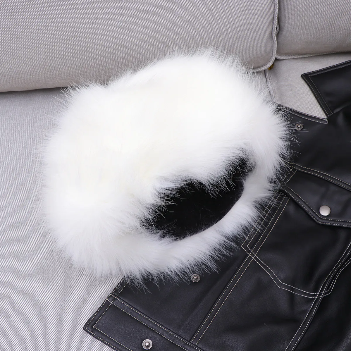 Winter Warm Fashion Hat for Women Cold Weather Earmuff Ski Outdoor Use Black Essential Winter Accessory Women Hat
Winter Warm Fashion Hat for Women Cold Weather Earmuff Ski Outdoor Use Black Essential Winter Accessory Women Hat