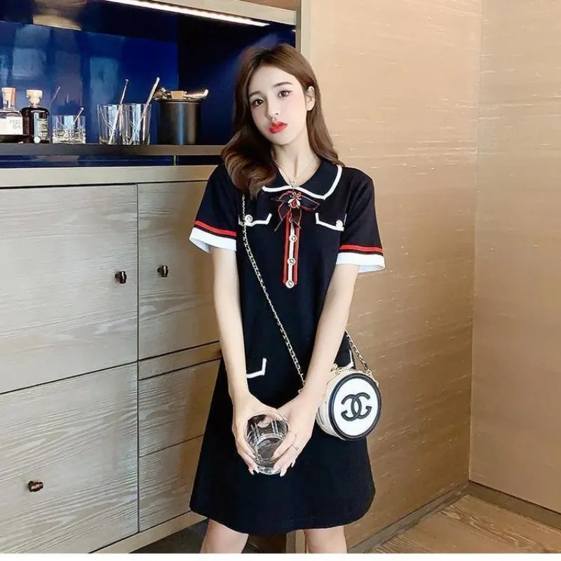 2025 Summer New Fashion Temperament Elegant Dresses Women Contrast Chic Button Bow Knitted Dress
2025 Summer New Fashion Temperament Elegant Dresses Women Contrast Chic Button Bow Knitted Dress