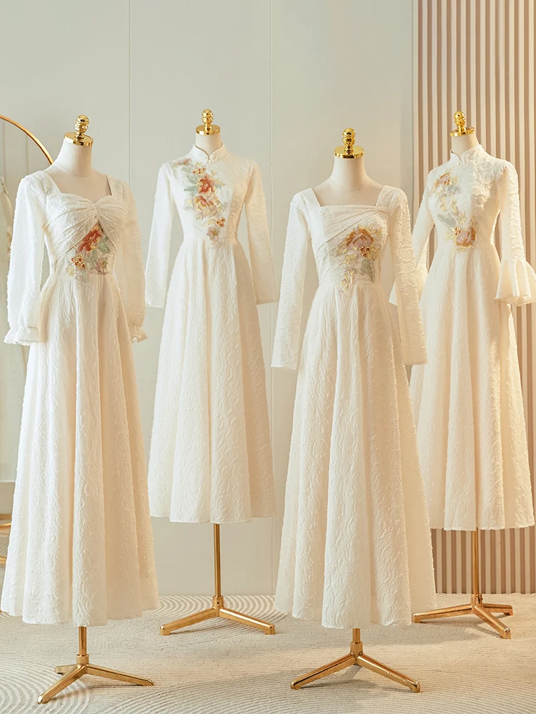 Chinese Sle Maids Dr Long Sve Qipao Sister up Ceremony Gown Women's Daily Wear Retro Sle Polyester Fabric A-Line...
Chinese Sle Maids Dr Long Sve Qipao Sister up Ceremony Gown Women's Daily Wear Retro Sle Polyester Fabric A-Line...