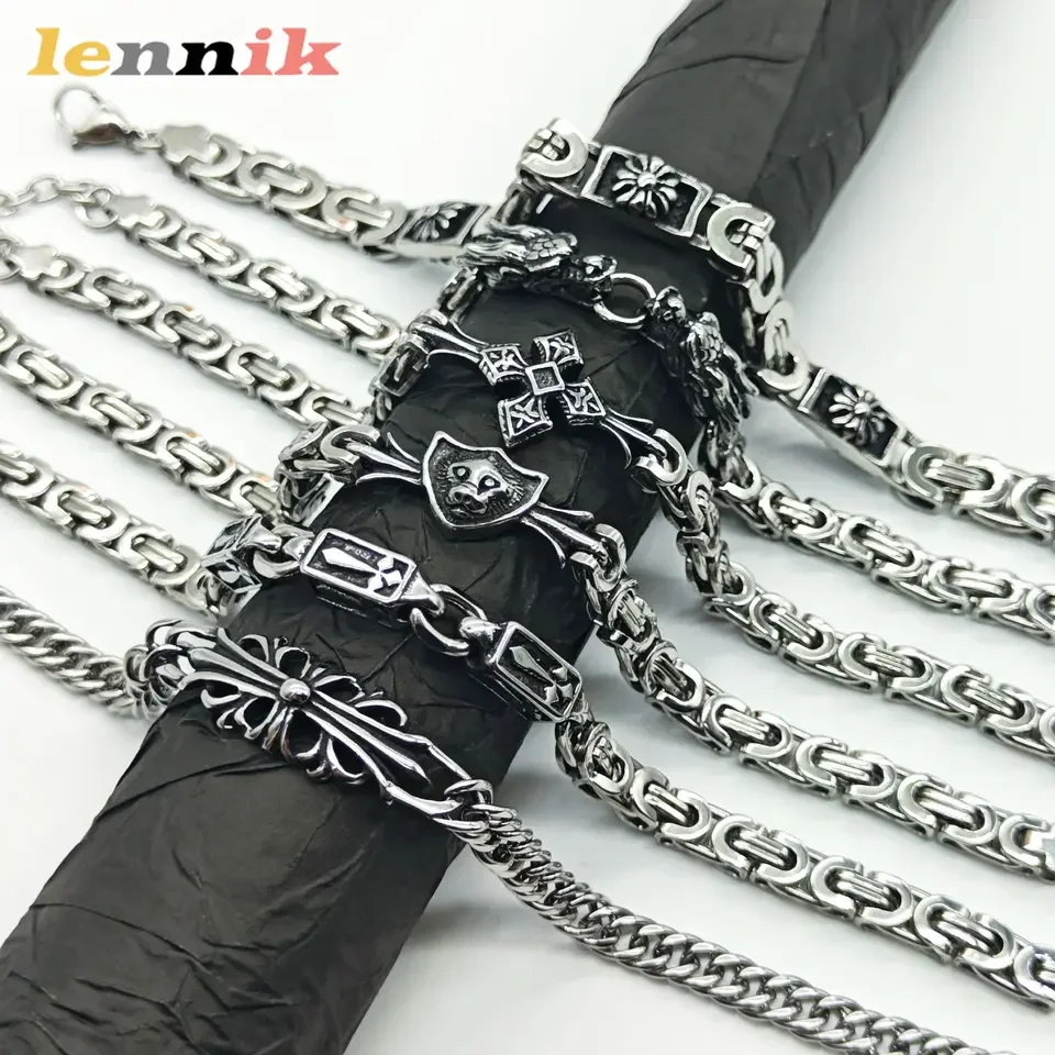 Stainless Steel Bracelet for Men, Fadeless, Minimalist & Retro, Hip-hop Vibe, Versatile Trendy Accessory, Stylish Jewelry
Stainless Steel Bracelet for Men, Fadeless, Minimalist & Retro, Hip-hop Vibe, Versatile Trendy Accessory, Stylish Jewelry