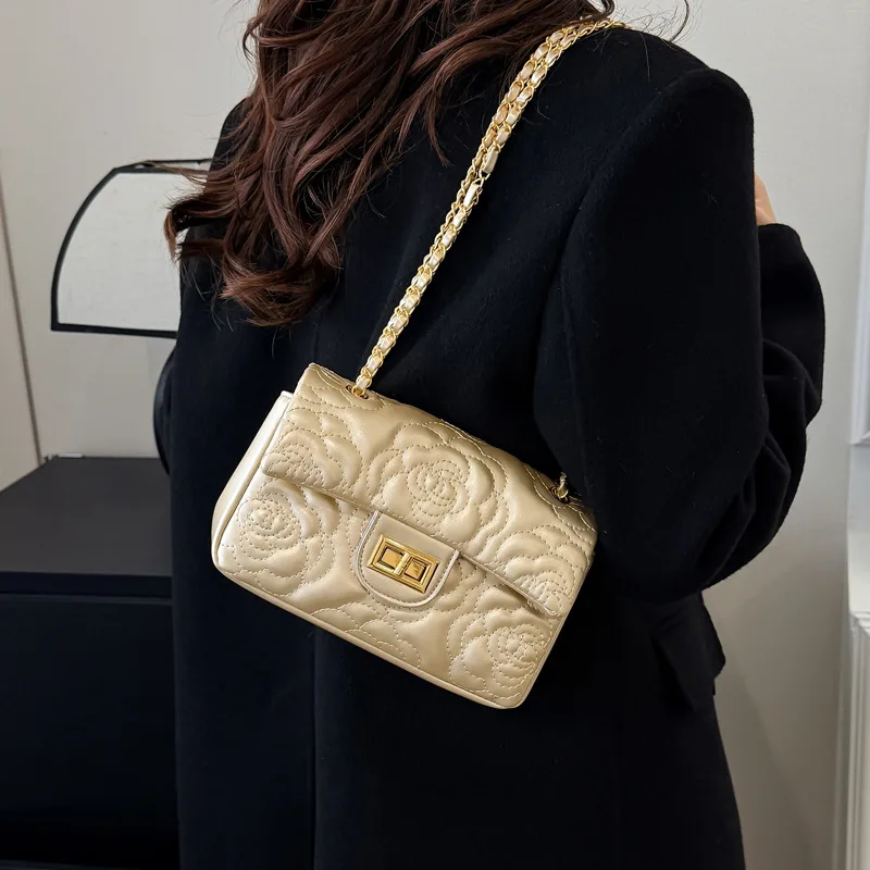 2026 Niche Design Shoulder Bag, Women's Luxe Square Crossbody Purse, Day to Night Tote, Casual Sling Bag, Minimalist Top Handle
2026 Niche Design Shoulder Bag, Women's Luxe Square Crossbody Purse, Day to Night Tote, Casual Sling Bag, Minimalist Top Handle