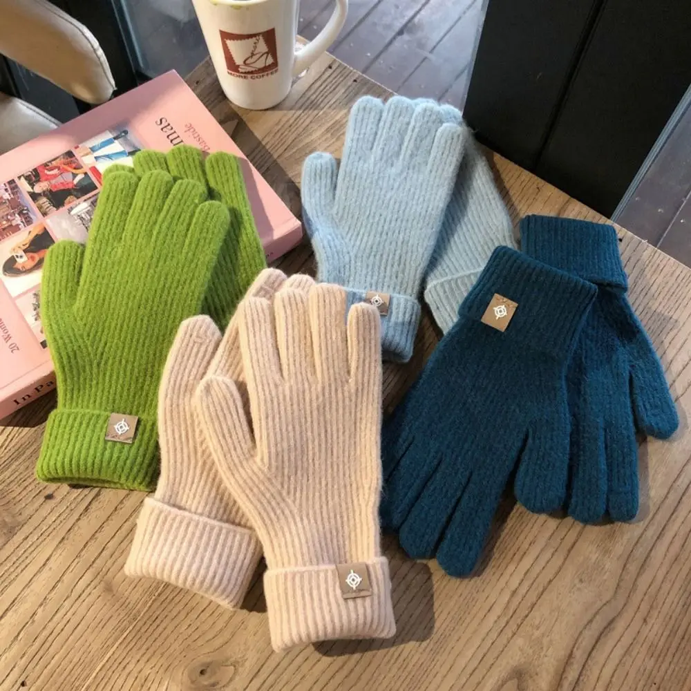 1 pair Wool Knitting Knitting Gloves Touch Screen Korean Style Full Finger Mittens Warm Windproof Cycling Driving Gloves Autumn
1 pair Wool Knitting Knitting Gloves Touch Screen Korean Style Full Finger Mittens Warm Windproof Cycling Driving Gloves Autumn