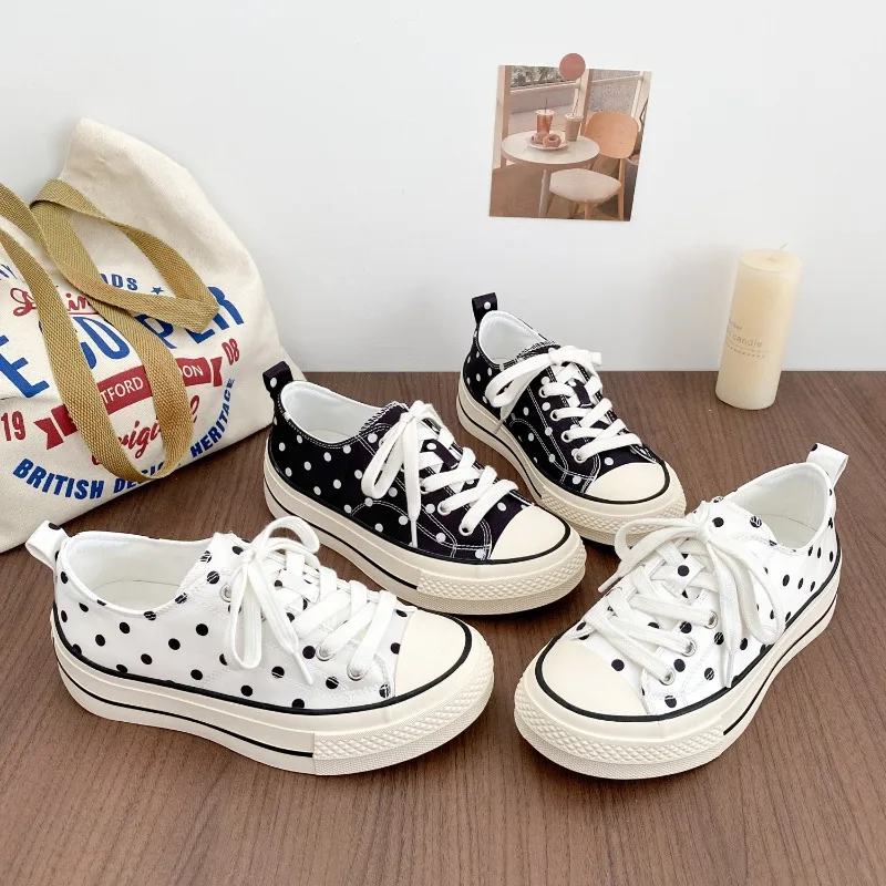 Women Shoes Classic Breathable Canvas Shoes Fashion Street Skateboard Shoes Polka Dot Design Women Casual Sneakers Zapatos Mujer
Women Shoes Classic Breathable Canvas Shoes Fashion Street Skateboard Shoes Polka Dot Design Women Casual Sneakers Zapatos Mujer