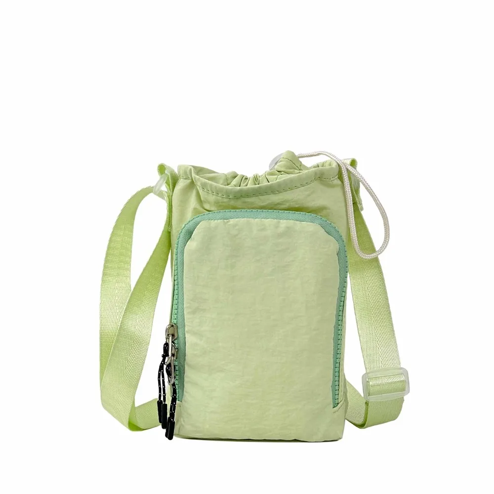 Shoulder Strap Water Bottle Carrier Bag Nylon Quick Drying Water Bottle Holder Large Opening Front Pocket
Shoulder Strap Water Bottle Carrier Bag Nylon Quick Drying Water Bottle Holder Large Opening Front Pocket