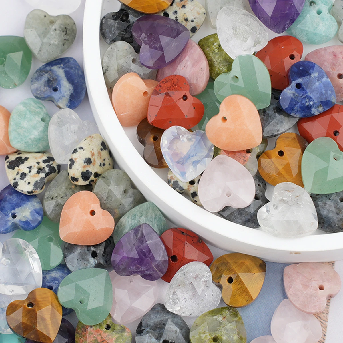 2Pcs DIY Loose Beads Natural Stone Heart Shaped Faceted Beads 13mm For Jewelry Making DIY Bracelet Necklace Earrings Accessory
2Pcs DIY Loose Beads Natural Stone Heart Shaped Faceted Beads 13mm For Jewelry Making DIY Bracelet Necklace Earrings Accessory
